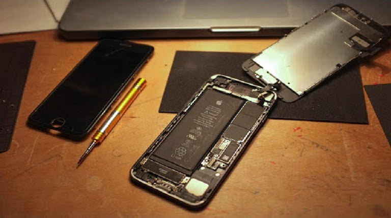 Common iPhone Issues that Require Logic Board Repair